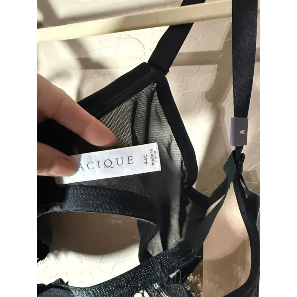 Cacique lightly lined French balconies bra NWT size 44C